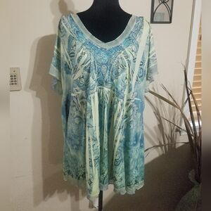 Womens plus top